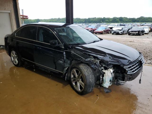 2017 VOLKSWAGEN PASSAT S 1VWAT7A37HC072558