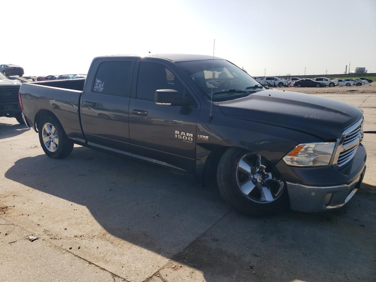 RAM 1500 SLT