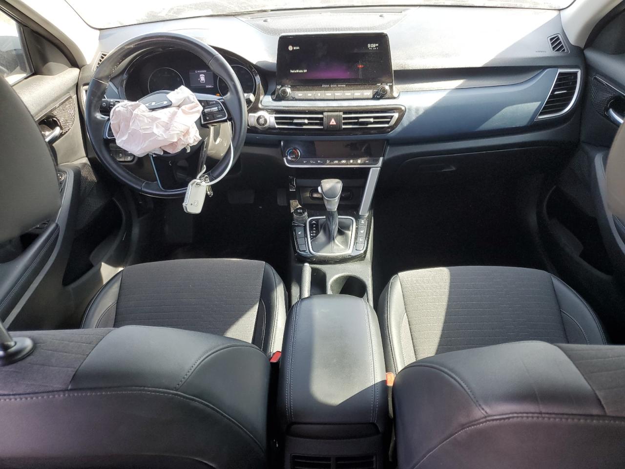 KIA SELTOS NIGHTFALL