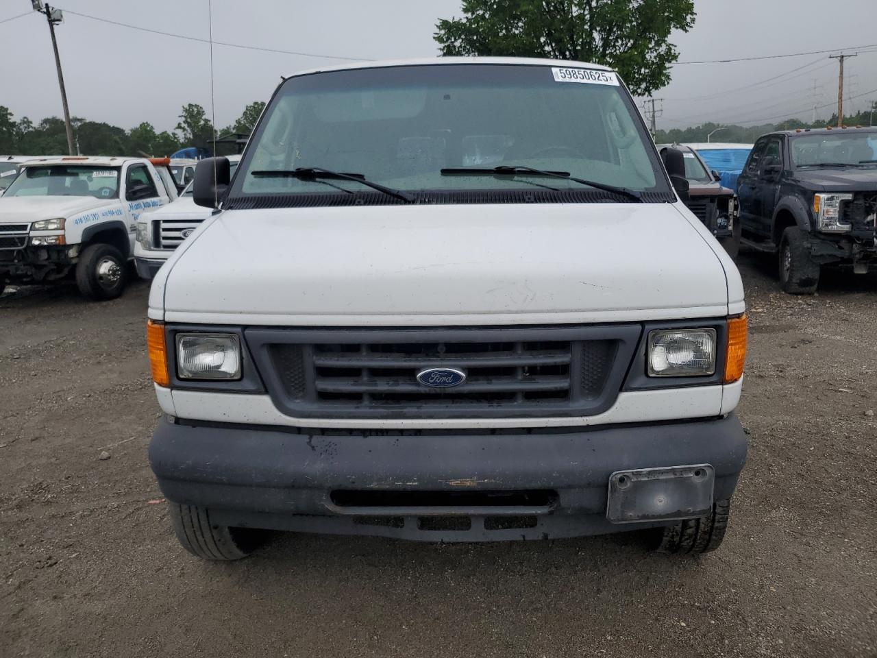 Ford Econoline 2005