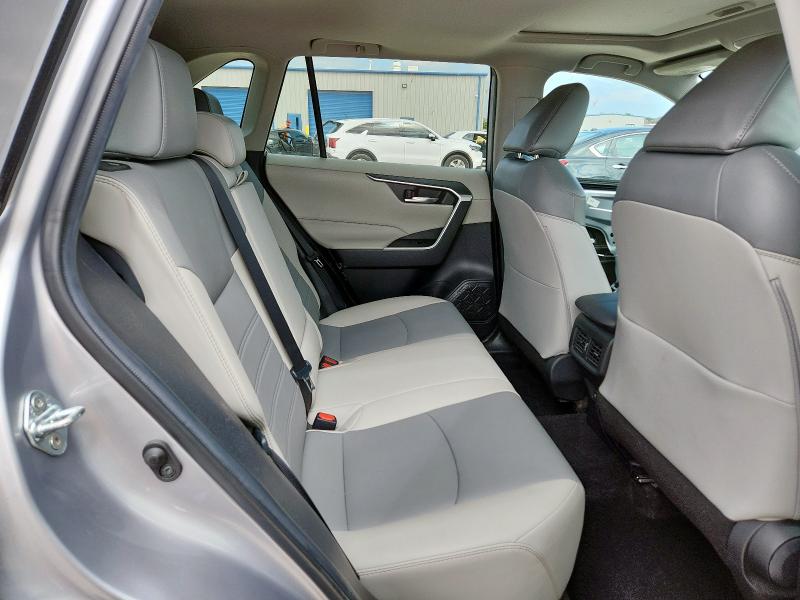 2021 TOYOTA RAV4 XLE P - 2T3C1RFVXMC170581