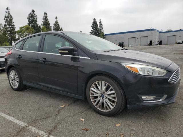Vin: 1fadp3n25fl324390, lot: 59801805, ford focus titanium 20154