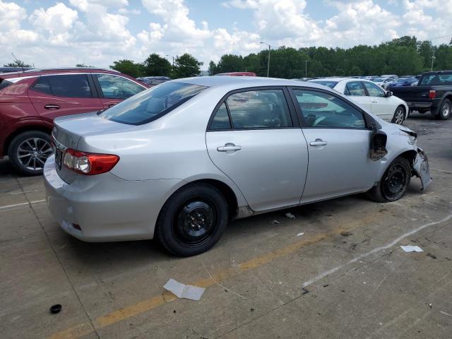 Vin: 2t1bu4ee4cc895236, lot: 61547565, toyota corolla base 20123
