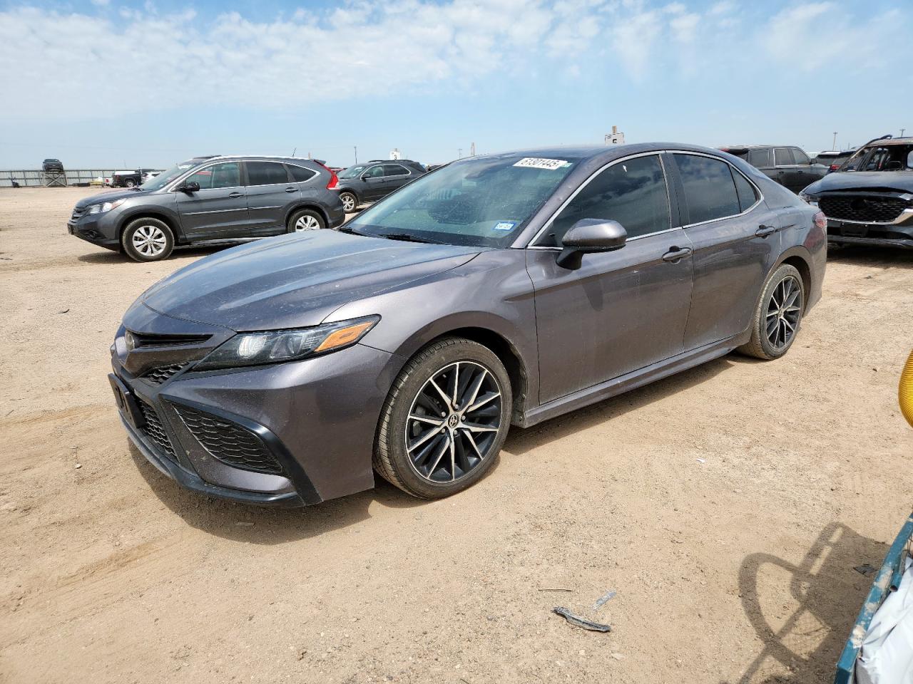 TOYOTA CAMRY SE