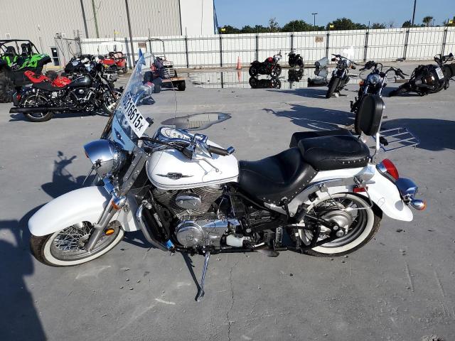 SUZUKI VL800 M 2023 white  gas JS1VS55A4P7100175 photo #4