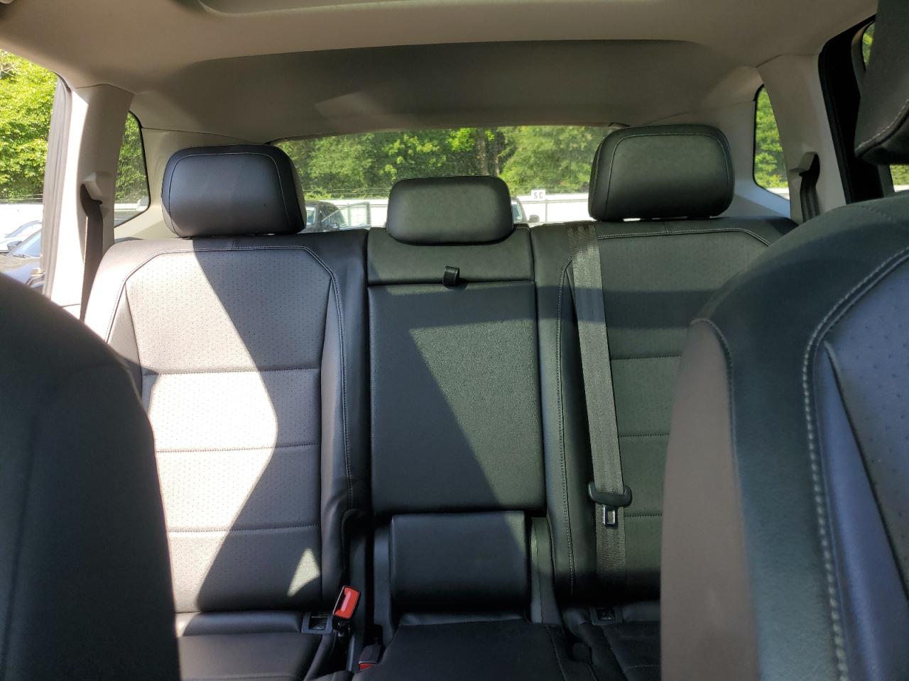 VOLKSWAGEN TIGUAN SE