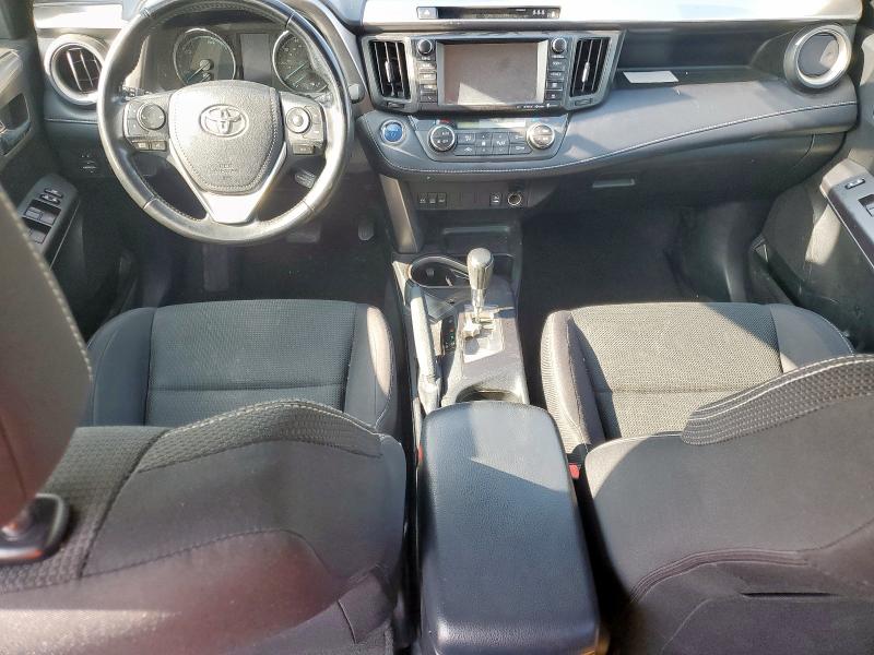 2018 TOYOTA RAV4 HV LE JTMRJREV7JD169035