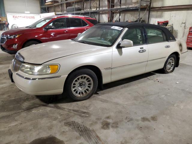 LINCOLN TOWN CAR C