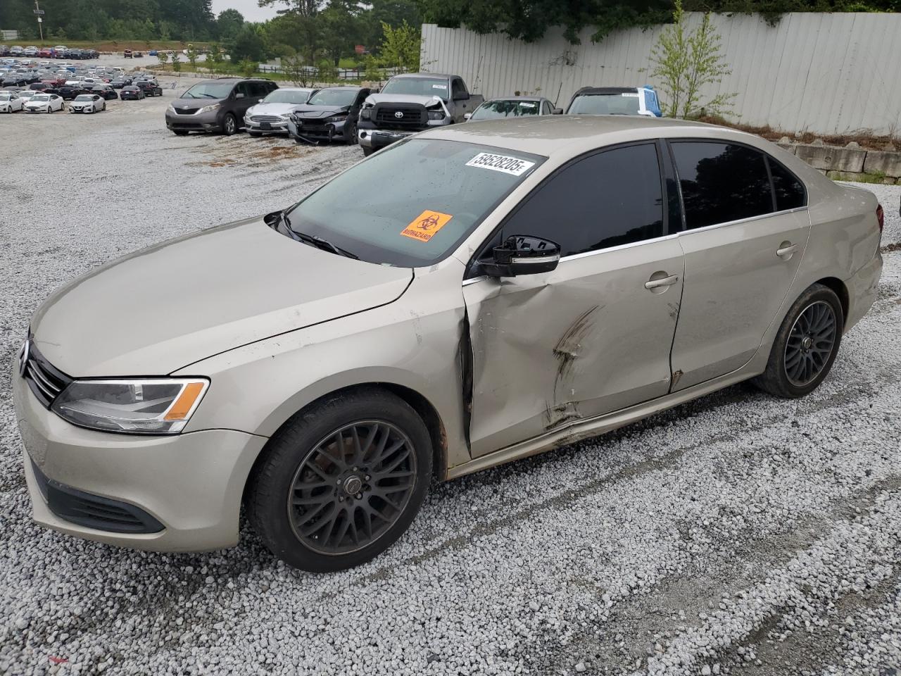 VOLKSWAGEN JETTA SE