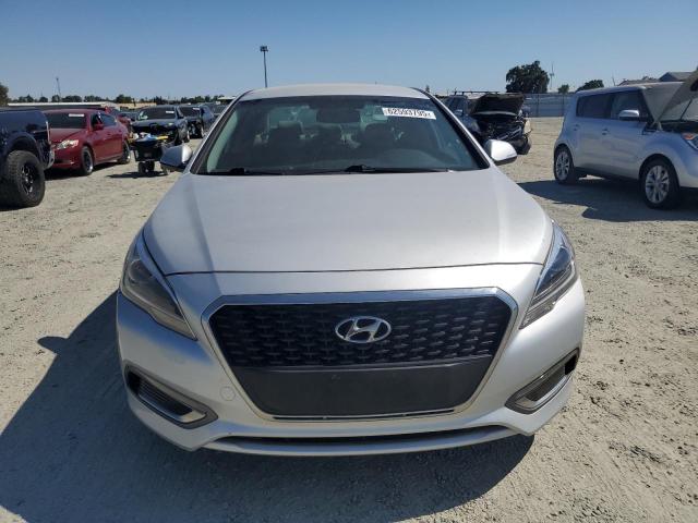 2017 HYUNDAI SONATA HYB KMHE34L11HA046060