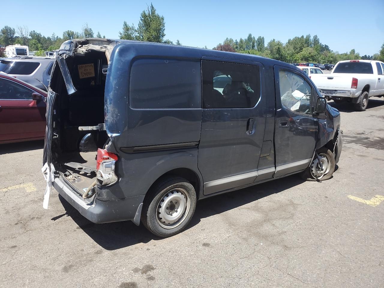NISSAN NV200 2.5S