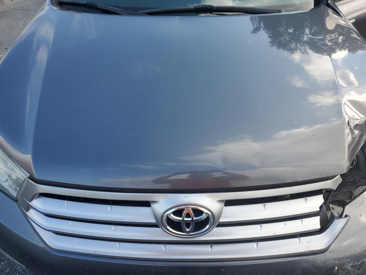 Toyota Highlander 2013