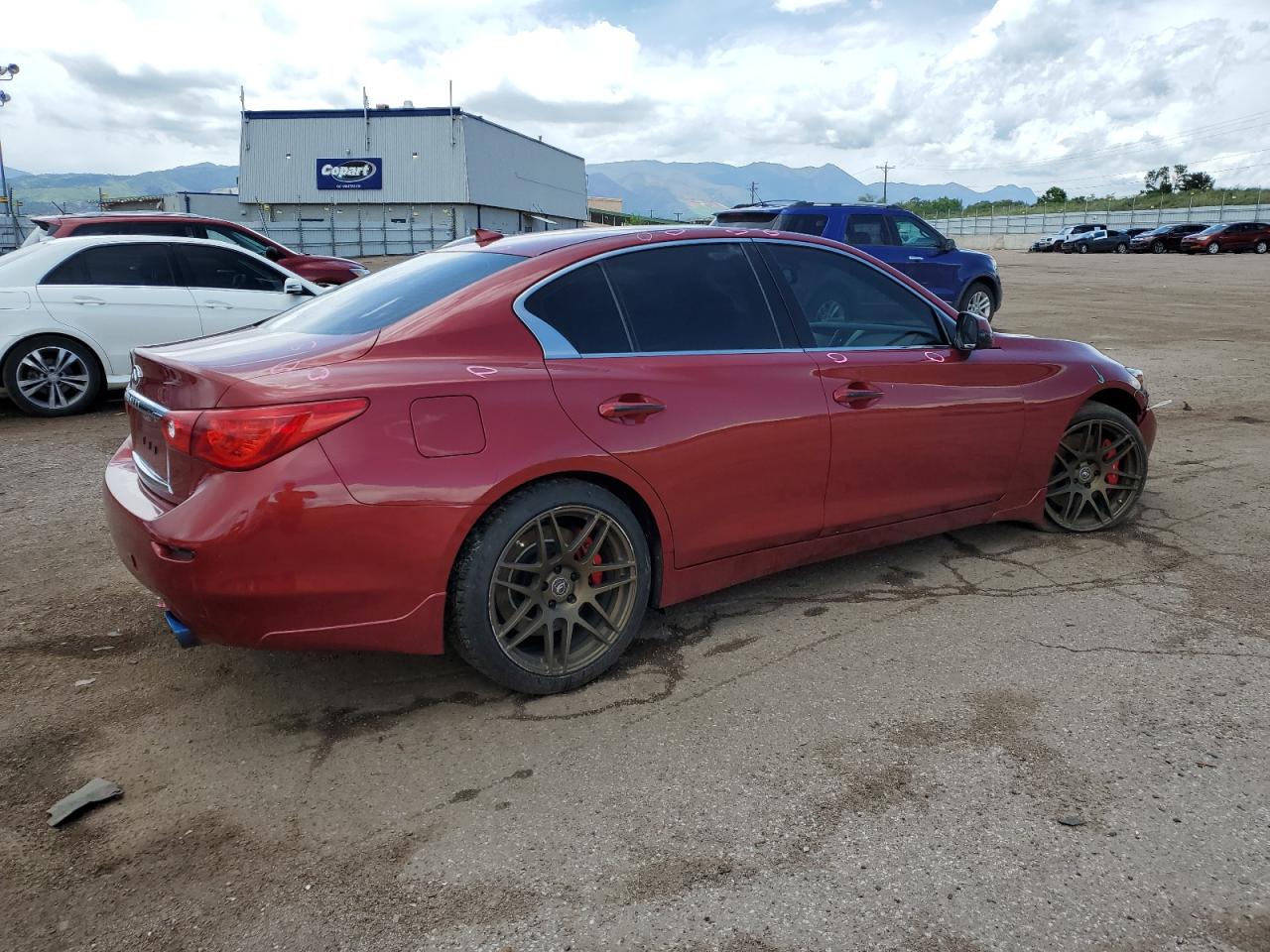 INFINITI Q50 2015