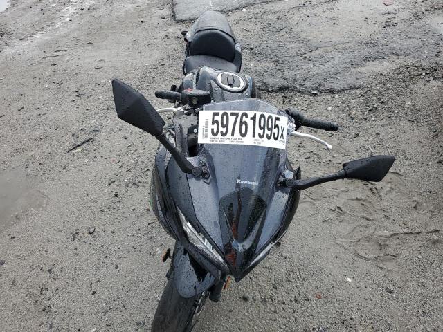 2025 KAWASAKI EX650 R ML5EXER19SDAE7459