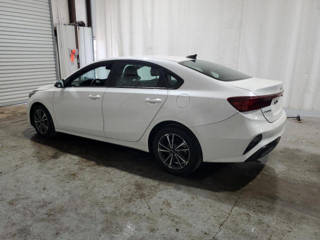 KIA FORTE LX 2015 white  gas 3KPF24AD5PE567321 photo #3