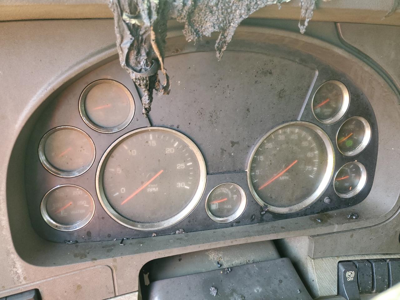 Lot #3305352326 2017 KENWORTH CONSTRUCTI