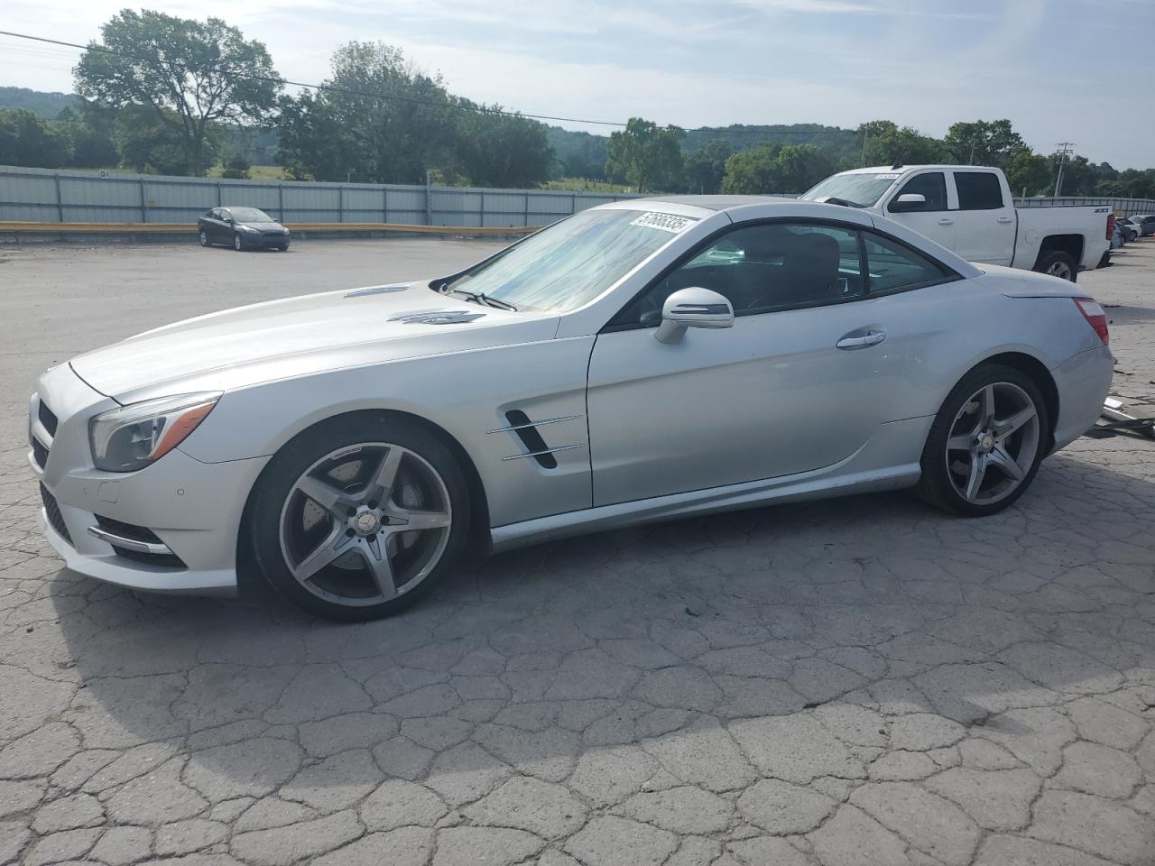 MERCEDES-BENZ SL-CLASS 550