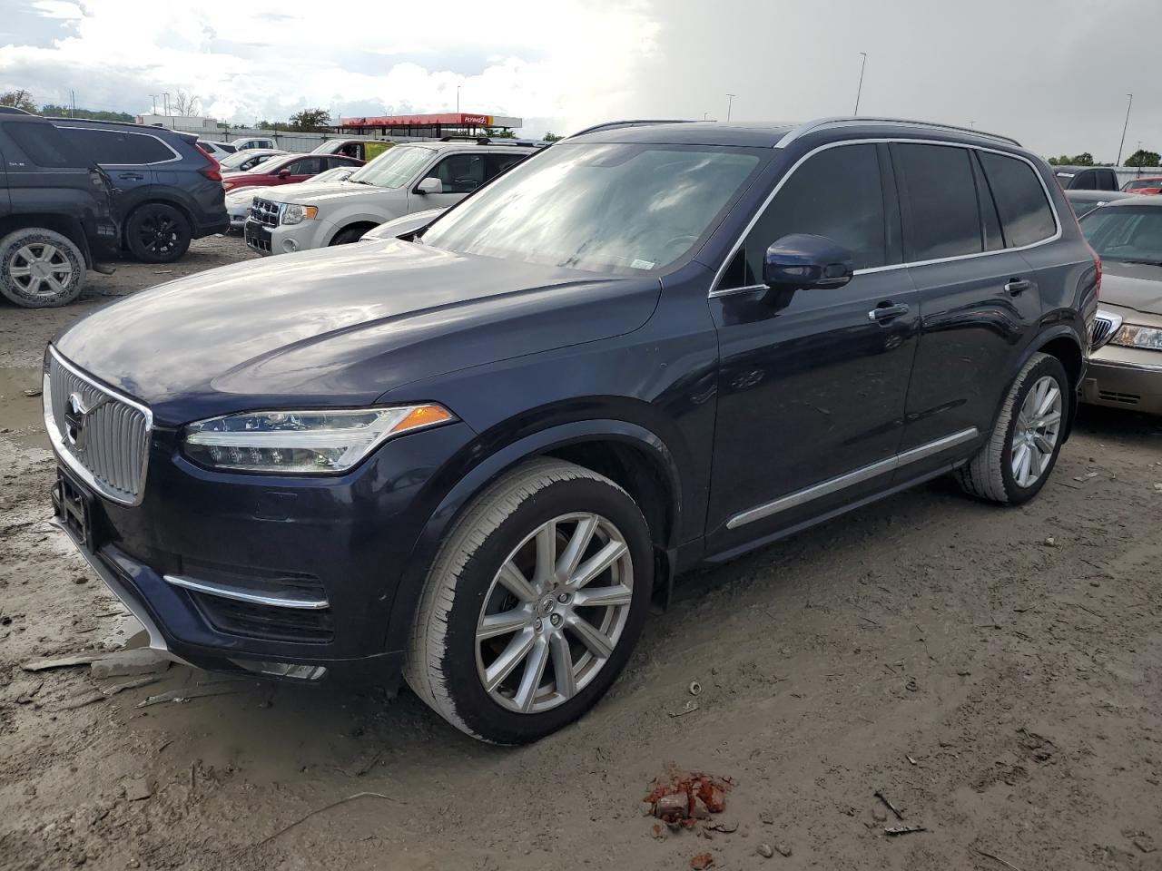 VOLVO XC90 T6