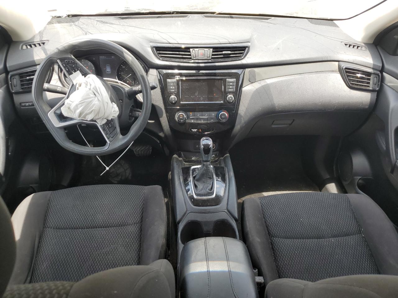 NISSAN ROGUE SPORT S