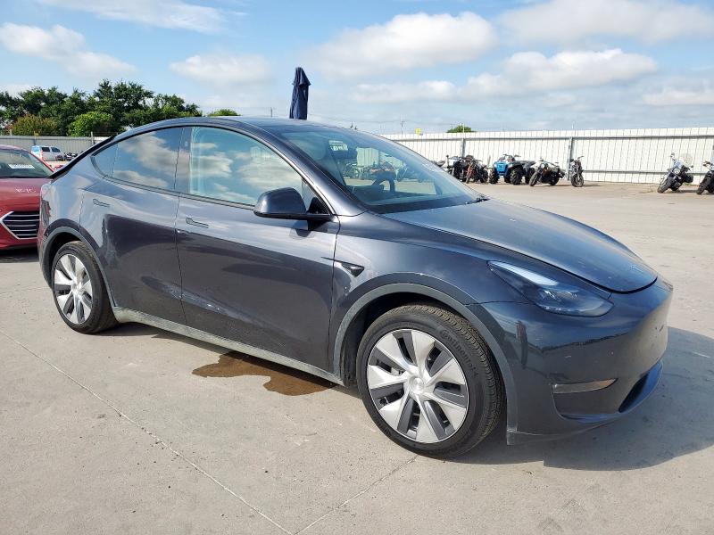 2024 TESLA MODEL Y 7SAYGAEE7RF082917