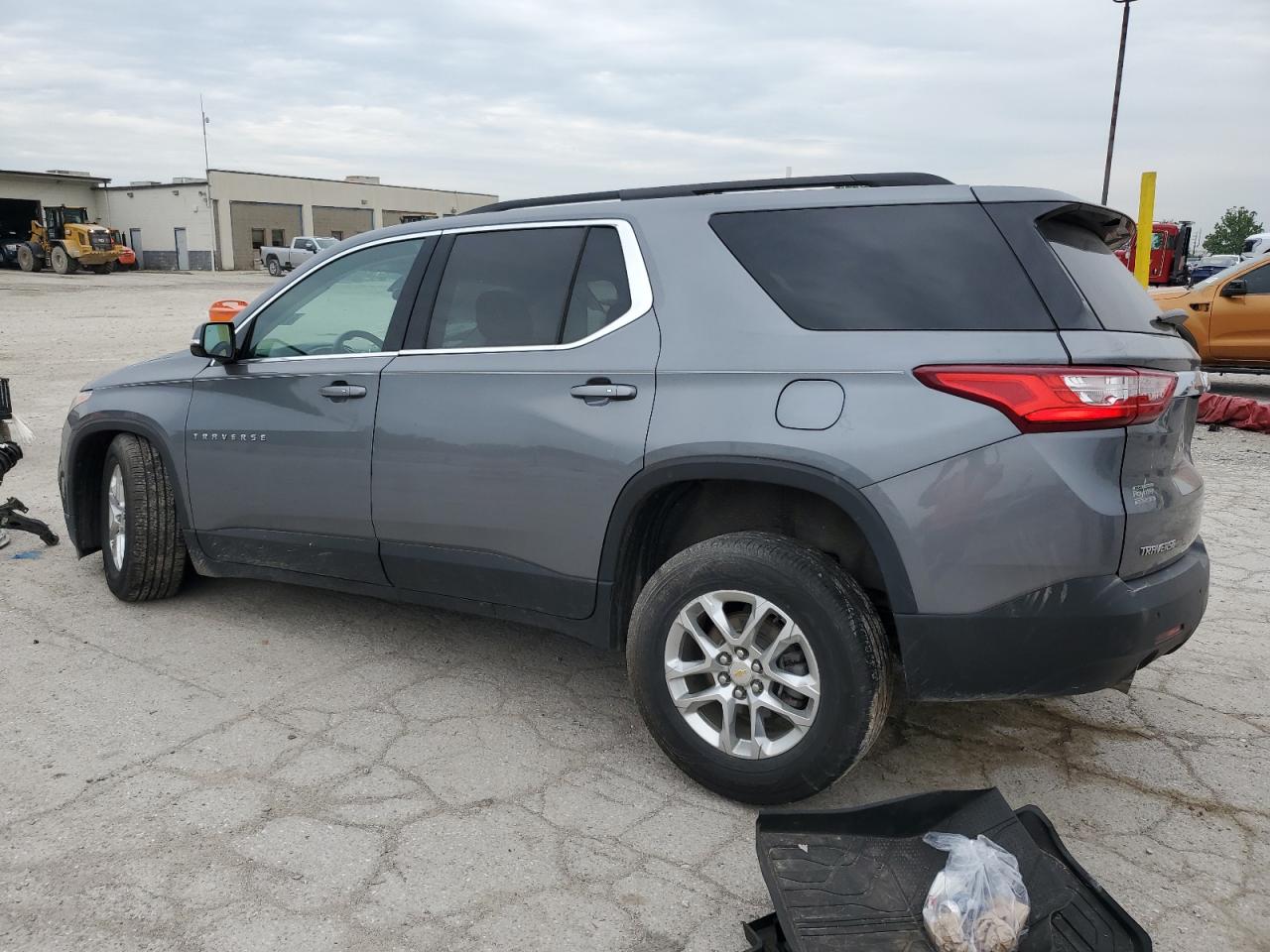 CHEVROLET TRAVERSE LT