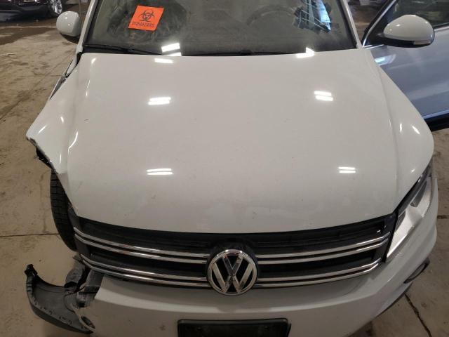2015 VOLKSWAGEN TIGUAN S - WVGBV7AX0FW520876