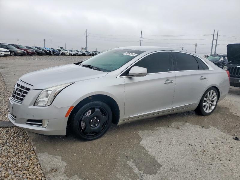 CADILLAC XTS LUXURY