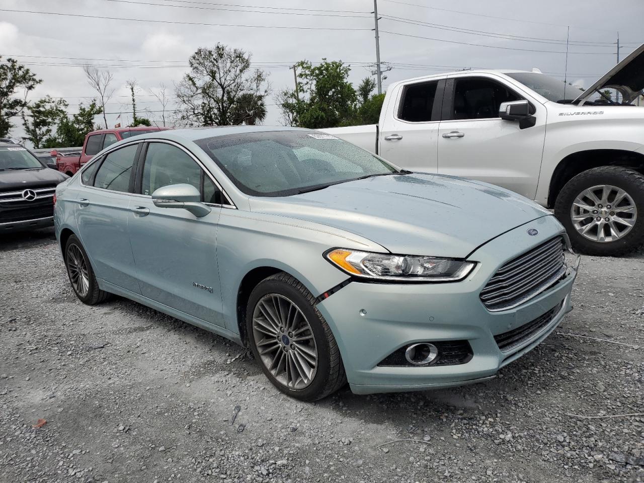 Ford Fusion se 2013