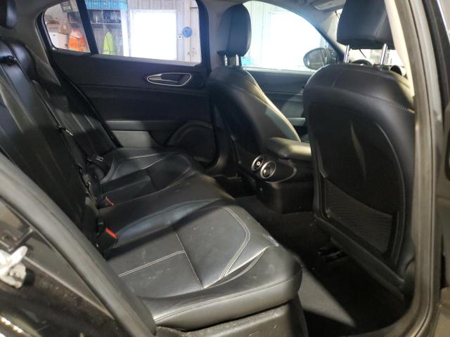 2017 ALFA ROMEO GIULIA Q4 ZARFAEDN3H7529901