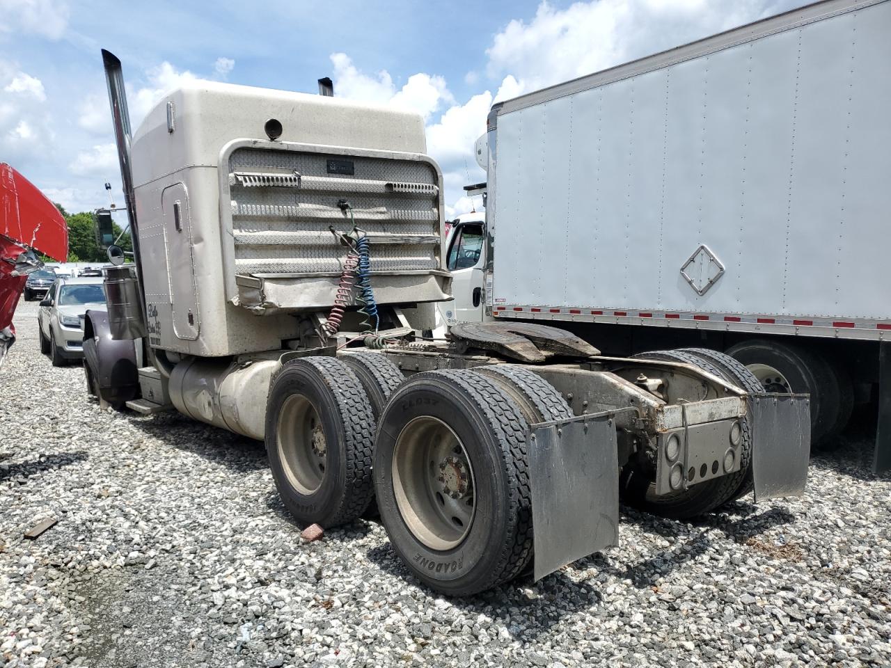 Lot #3290282255 1993 PETERBILT 379