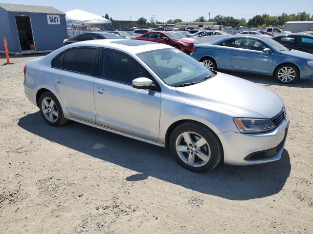 Vin: 3vwll7aj4cm325799, lot: 61835265, volkswagen jetta tdi 20124