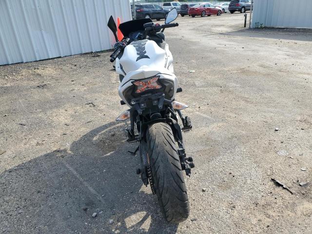 2017 KAWASAKI EX650 J JKAEXEJ17HDA01492