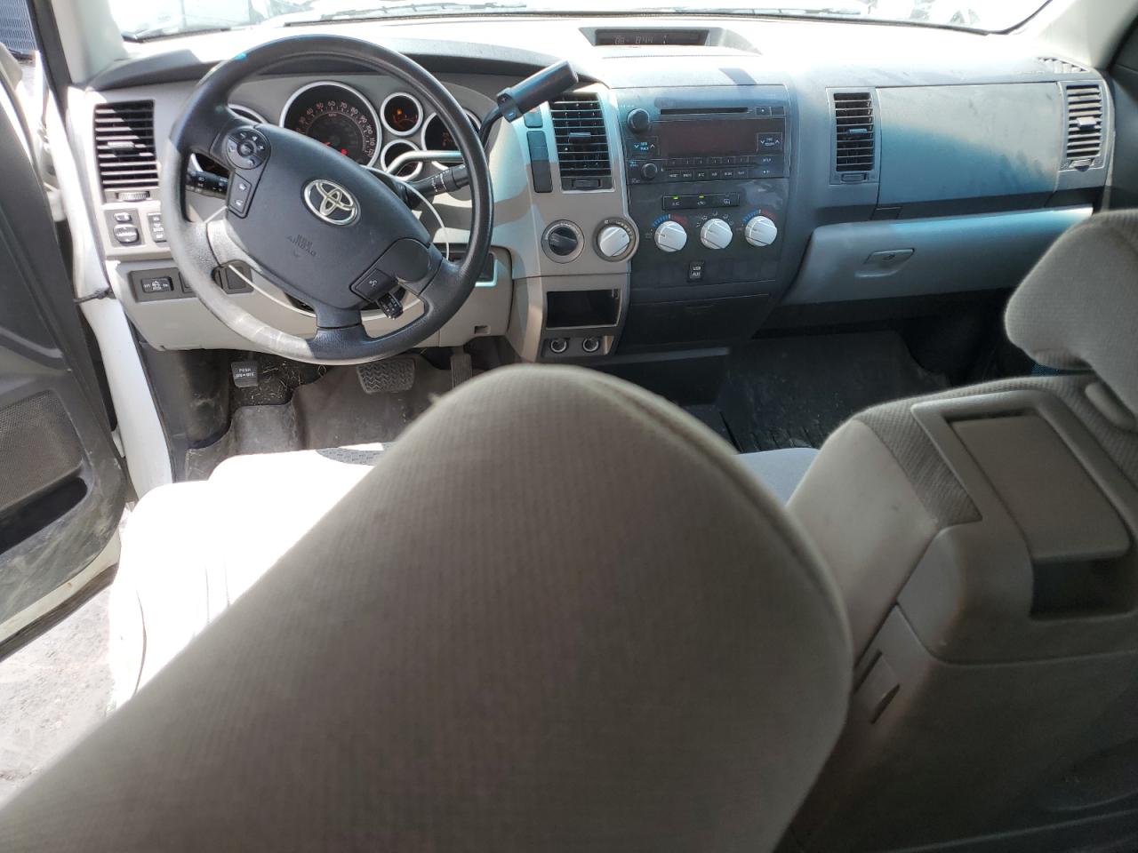 TOYOTA TUNDRA DOUBLE CAB SR5