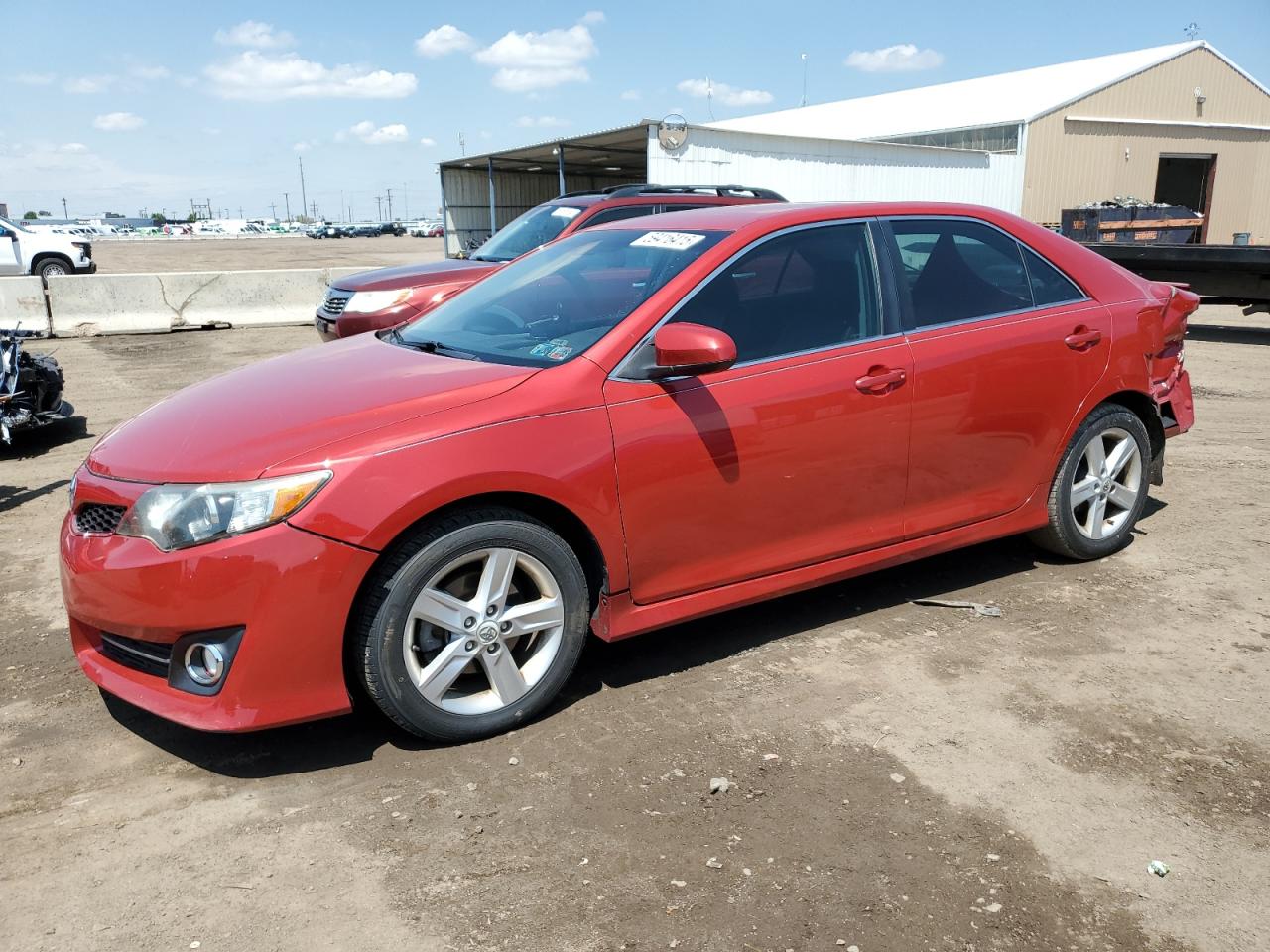 TOYOTA CAMRY BASE