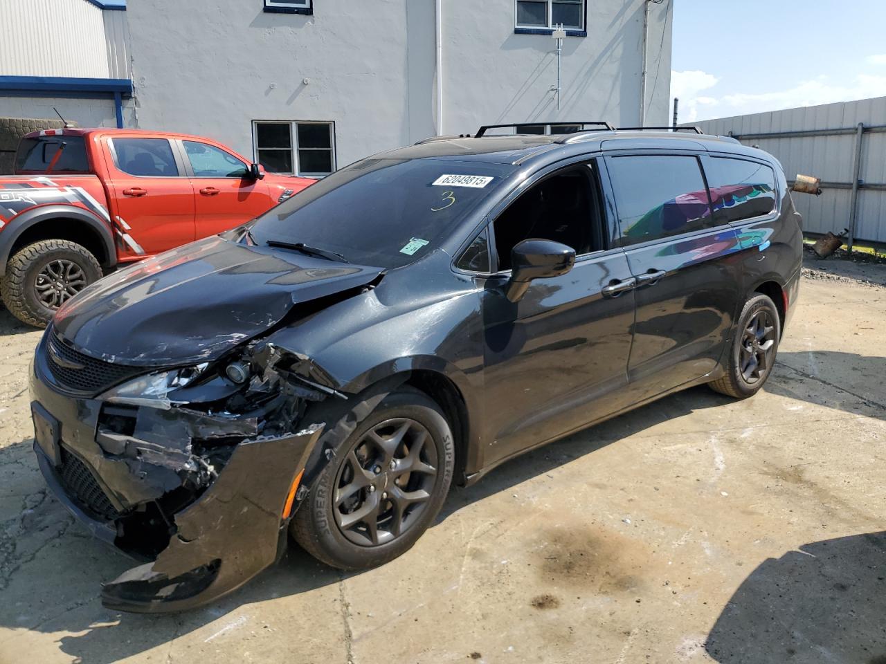 CHRYSLER PACIFICA TOURING L