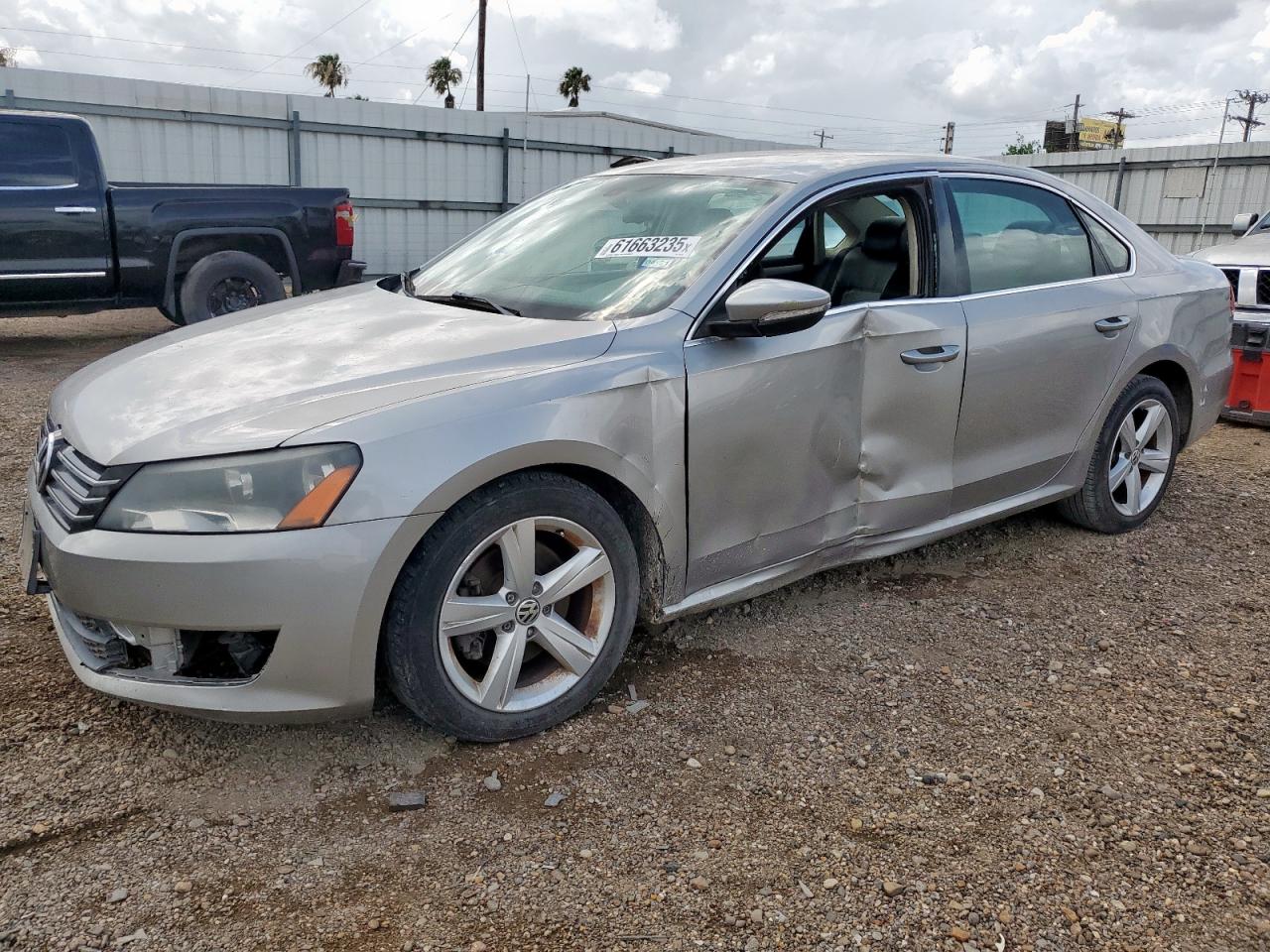 VOLKSWAGEN PASSAT SE