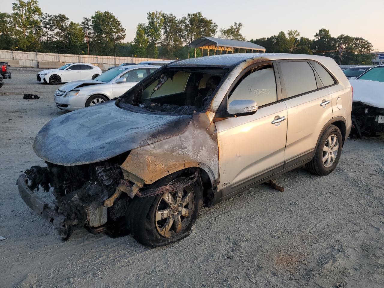 KIA SORENTO LX