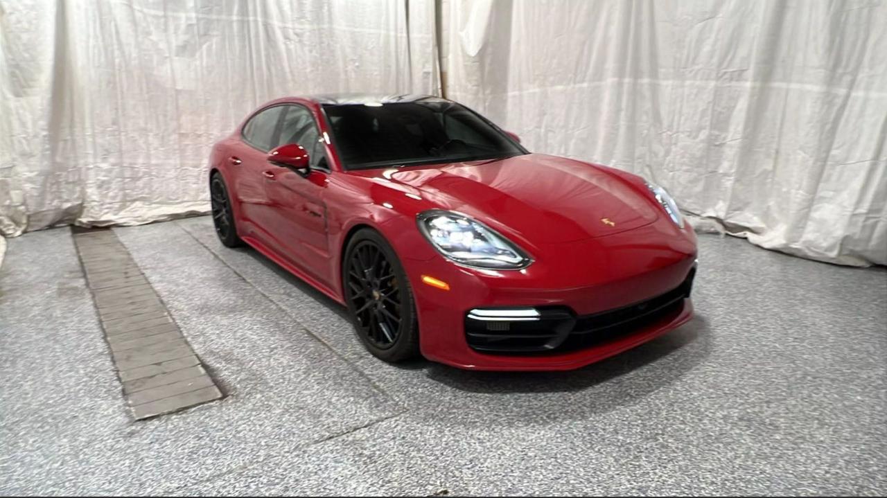 PORSCHE PANAMERA 4 E-HYBRID