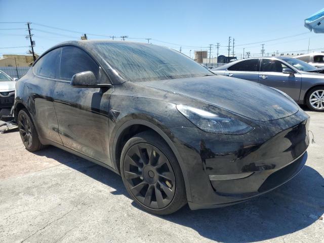 2024 TESLA MODEL Y 7SAYGDEE7RA215576