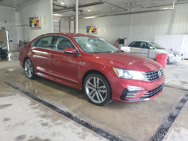 2017 VOLKSWAGEN PASSAT R-L 1VWDT7A34HC061143