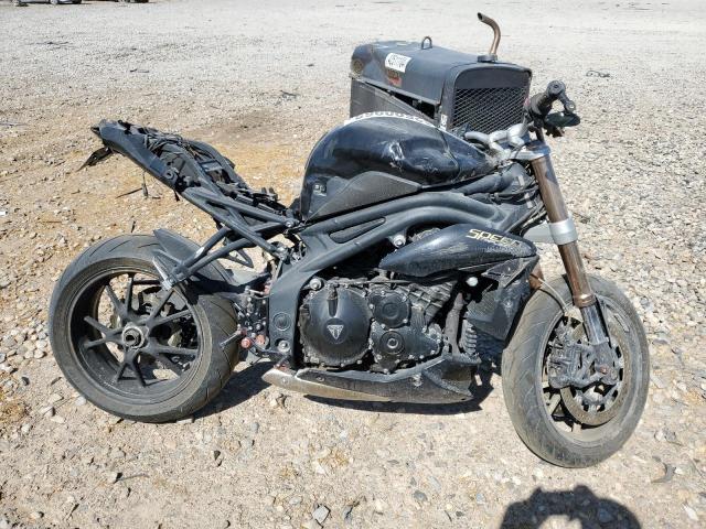 TRIUMPH MOTORCYCLE SPEED TRIP