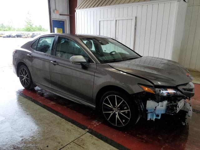 Vin: 4t1g11ak9ru247438, lot: 61619325, toyota camry se night shade 20244