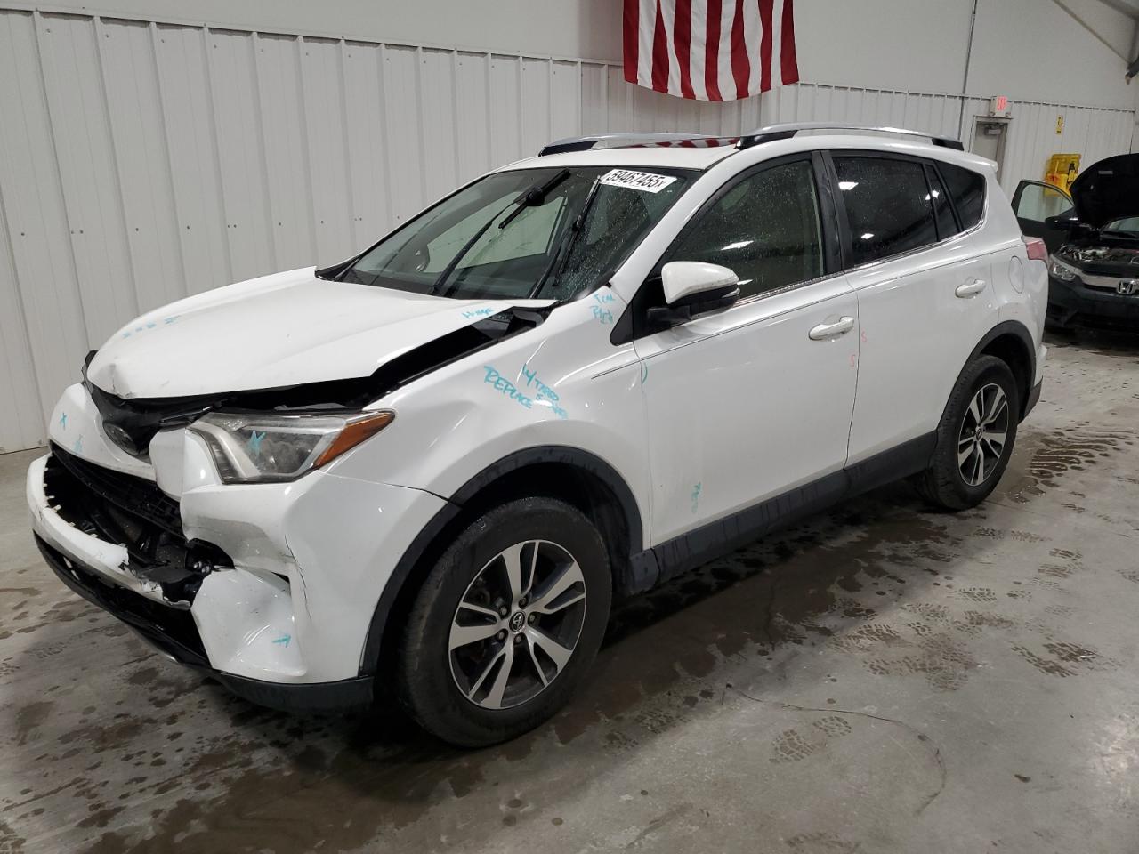 TOYOTA RAV4 XLE