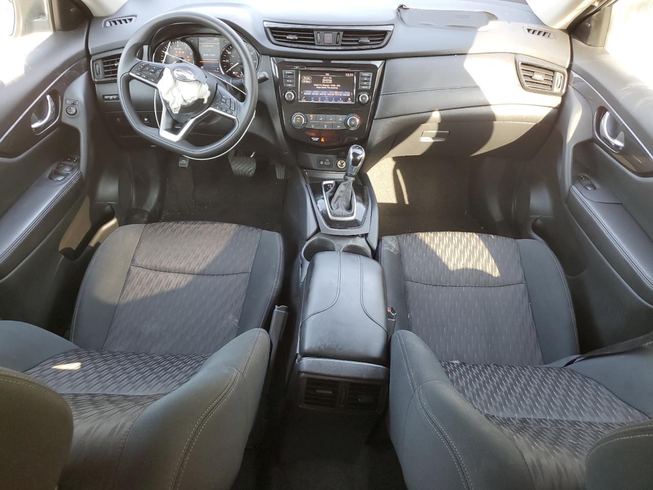 Nissan Rogue s 2018