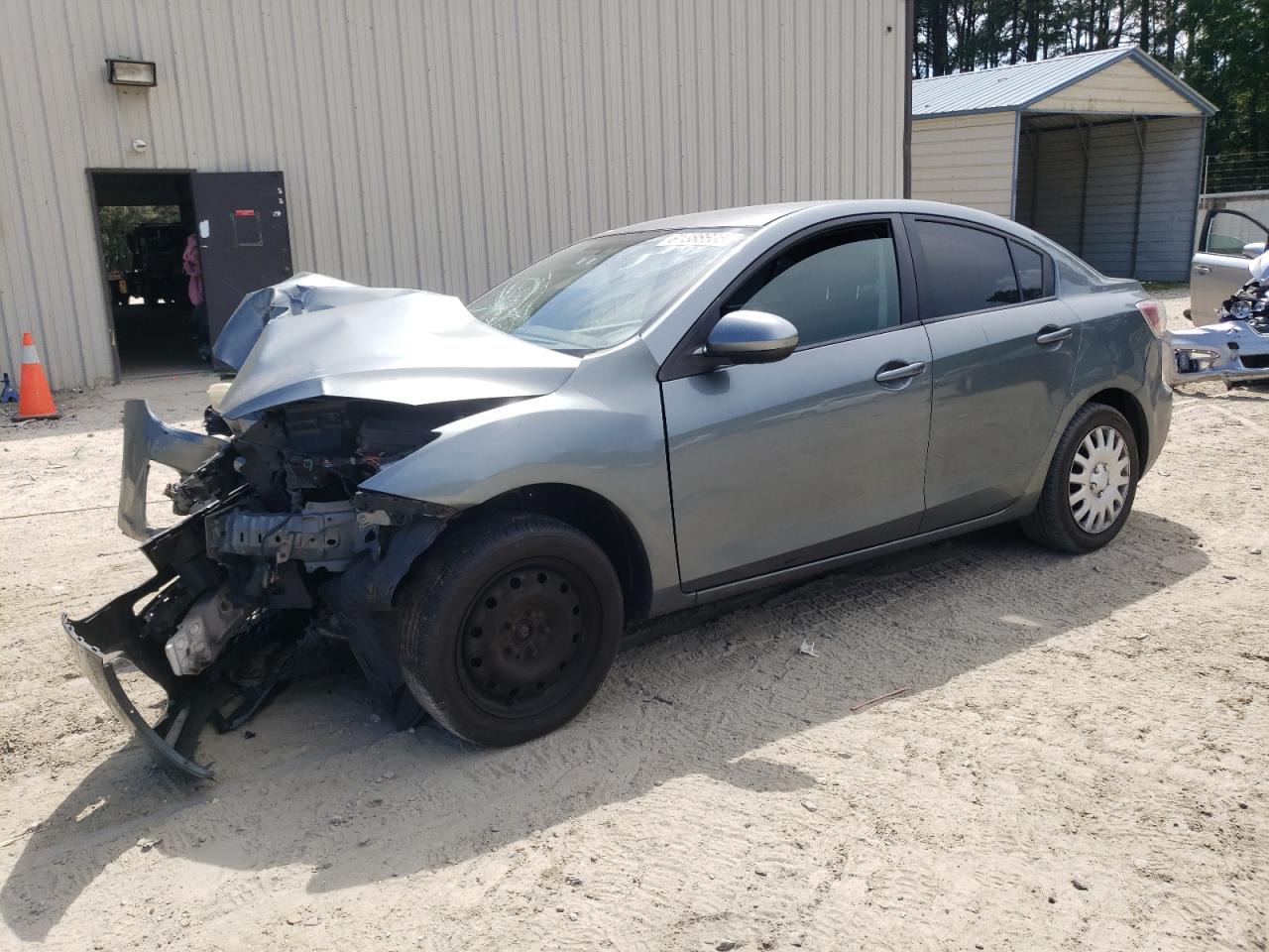 MAZDA 3 I