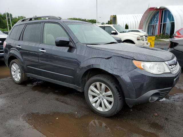 Vin: jf2shadc2dh443576, lot: 61061945, subaru forester 2.5x premium 20134