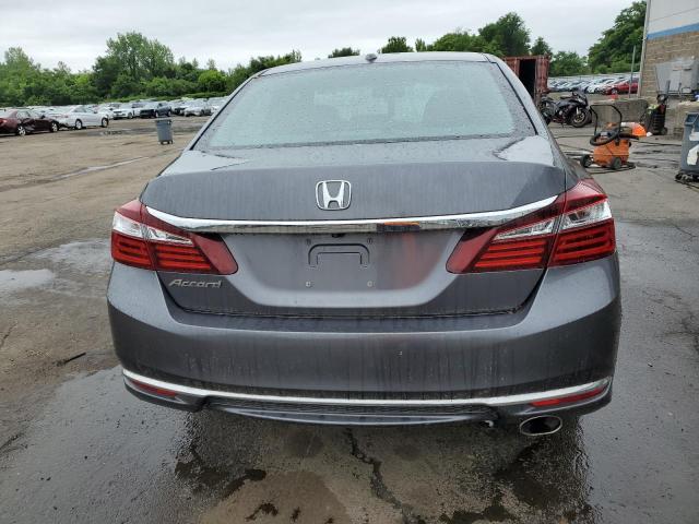 2017 HONDA 1100 1HGCR2F86HA193354