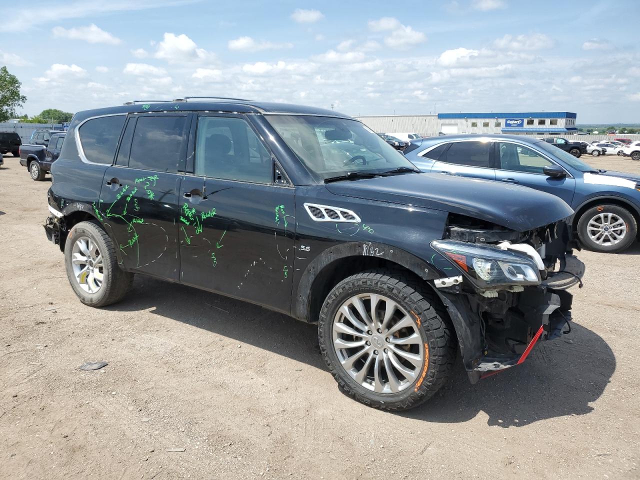 INFINITI QX80 BASE