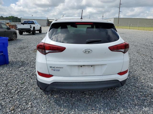 2018 HYUNDAI TUCSON SE KM8J23A40JU797521