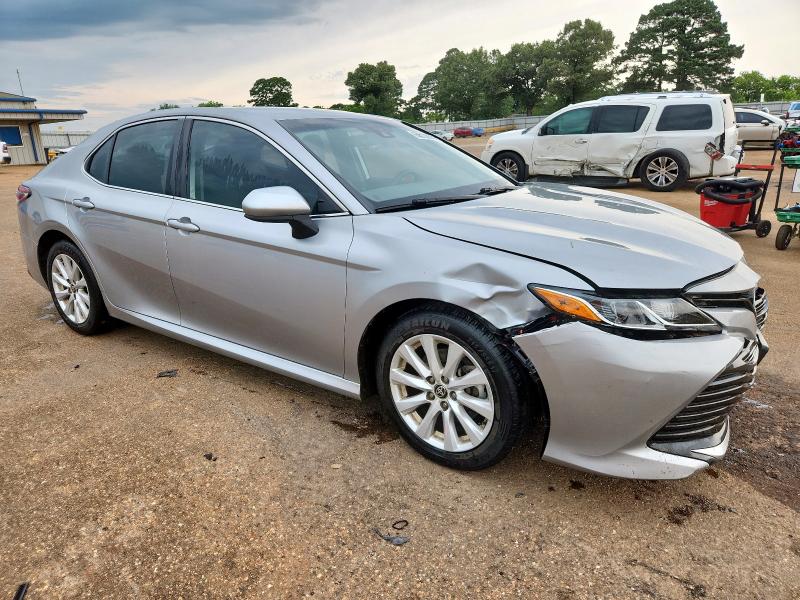 Vin: 4t1c11ak0lu990849, lot: 60512635, toyota camry le 20204